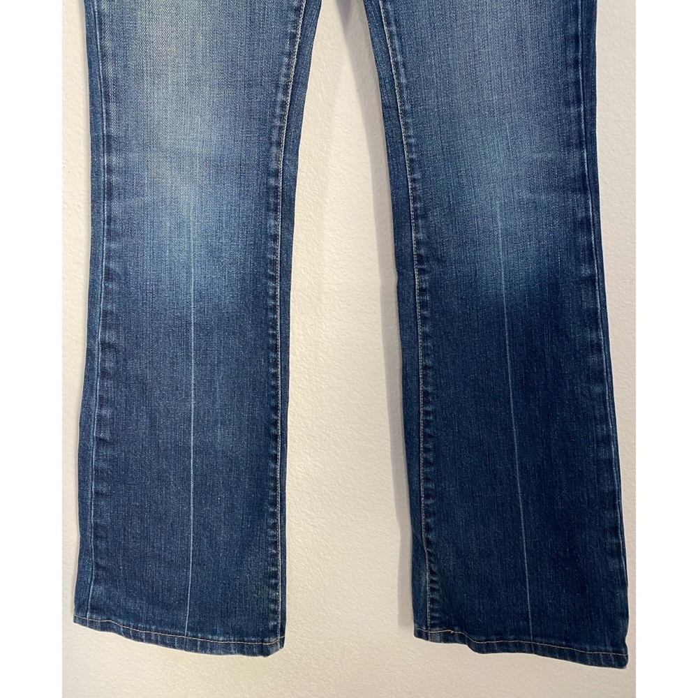 PAIGE • Laurel Canyon Low Rise Bootcut Blue Jeans - Picture 10 of 16